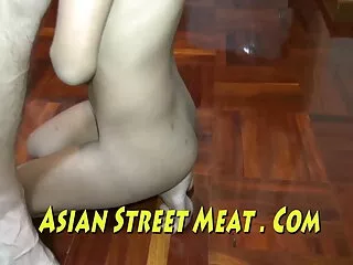 डोरा 3 एचडी सेक्सी मूवी हिंदी में लेता है