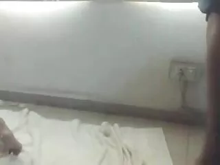 वह अपने धोखा सेक्सी मूवी एचडी हिंदी देने वाले gf से गहरा सिर चाहता है