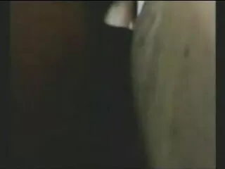 अपने डिक के साथ उसे गंभीरता से मार रहा है देहाती सेक्सी मूवी एचडी