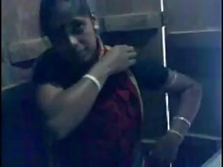 एमेच्योर गोरा हिंदी सेक्सी एचडी मूवी वीडियो असली घर का बना पर गड़बड़