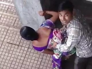 एक गर्म गोरा किशोर सेक्सी पिक्चर मूवी फुल एचडी कमबख्त गधा