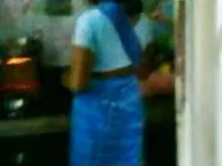 दो दोस्तों और मॉडल के लिए द्वि पार्टी सेक्सी हिंदी मूवी एचडी है!