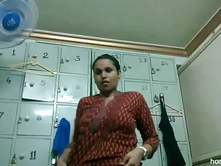 बी सेक्सी वीडियो एचडी मूवी हिंदी में हुब्बी ने अपनी पत्नी को एमएमएफ बांटा
