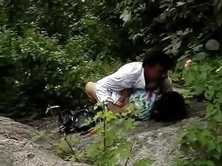 टकीला वुड्स नग्न हो जाता है और उसकी बिल्ली को खिलौने हिंदी मूवी एचडी सेक्सी देता है